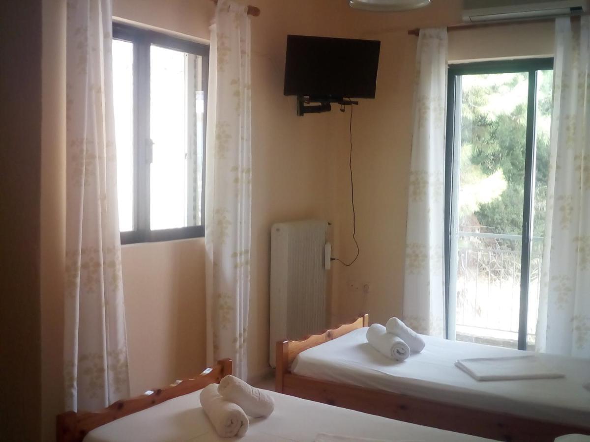 Hotel Ionio Katakolo Ngoại thất bức ảnh