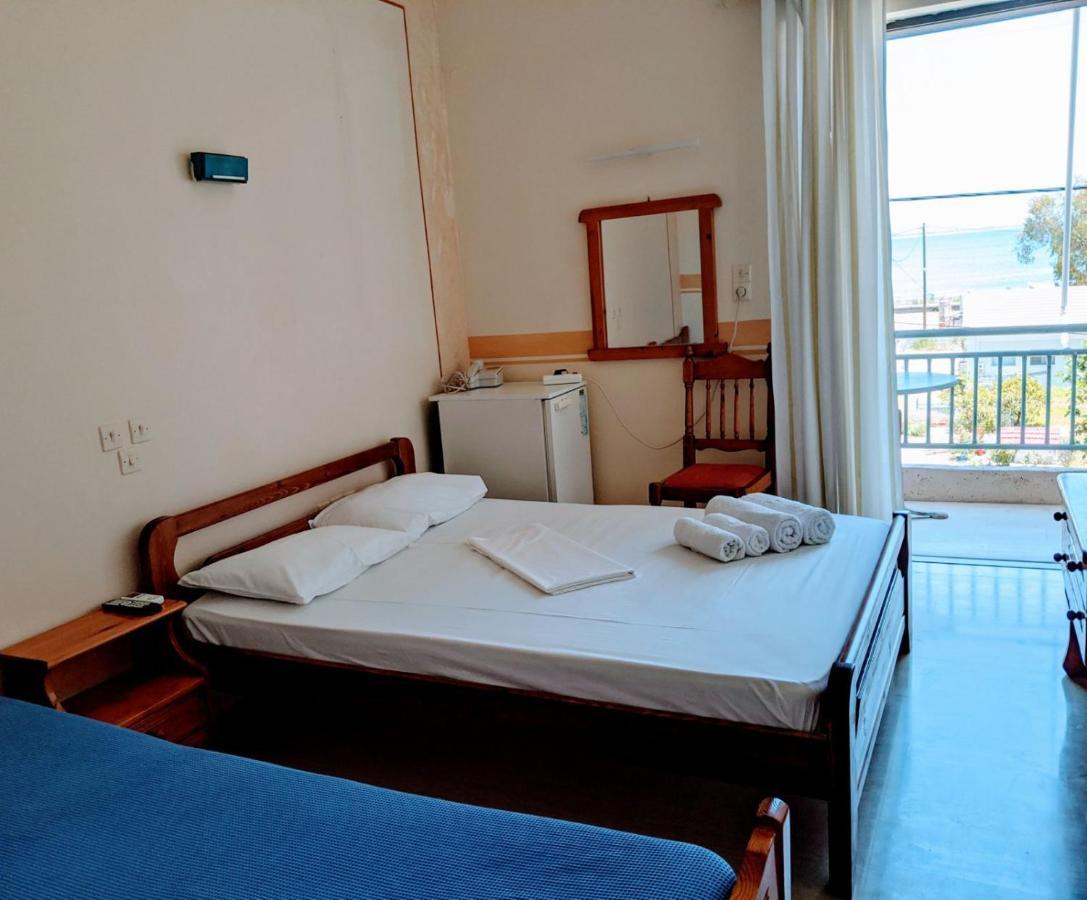 Hotel Ionio Katakolo Ngoại thất bức ảnh